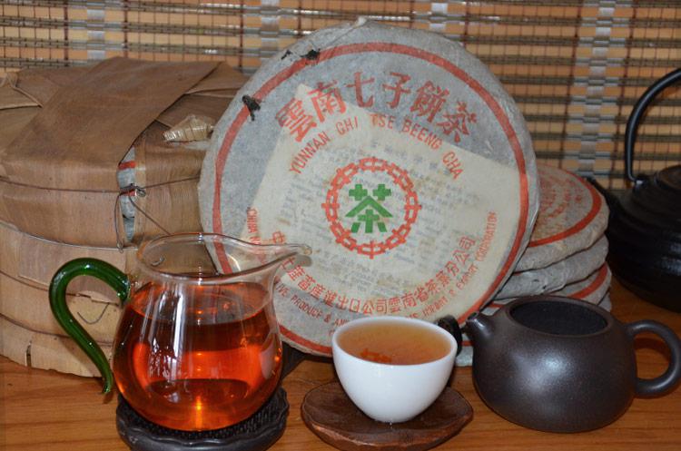 1999年中茶无飞红丝带绿印青饼评测